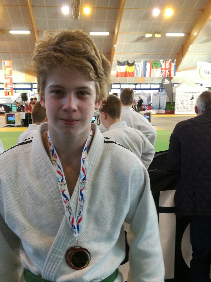 Tournoi international de Maubeuge: Mathis en bronze