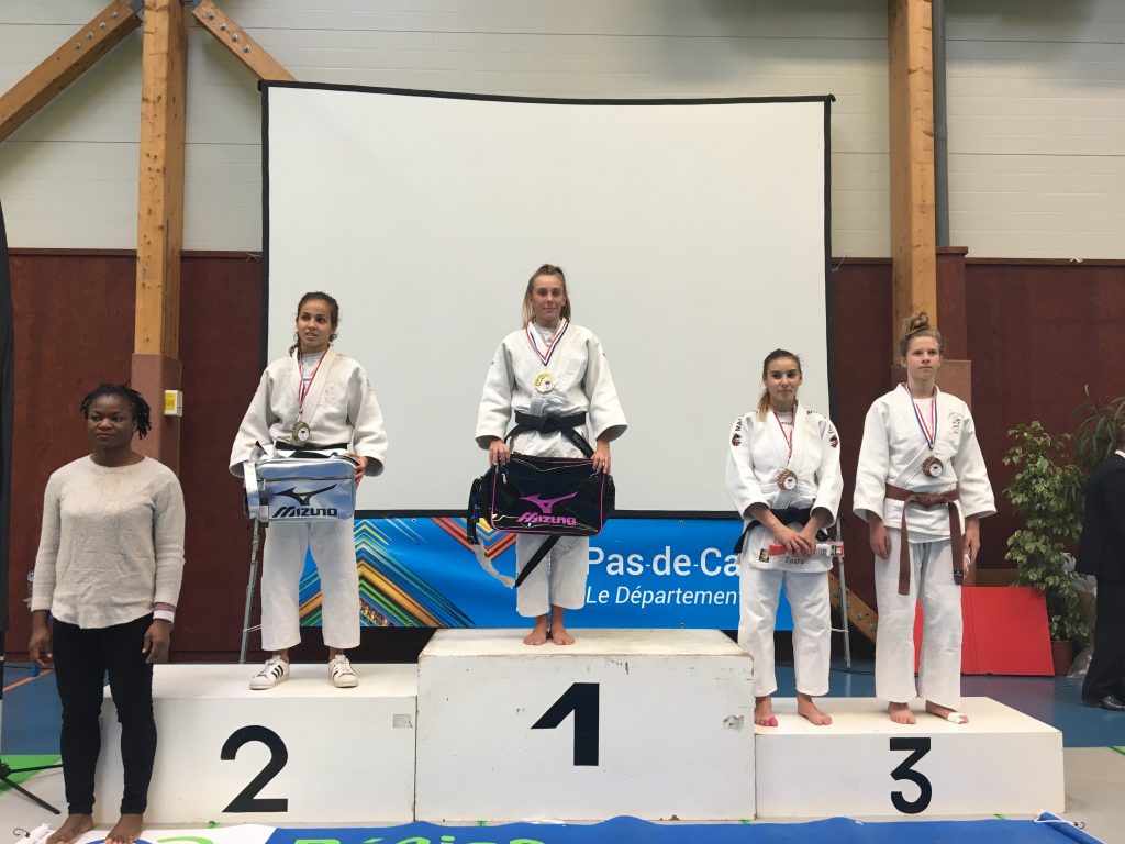 Marguerite Dupond remporte le tournoi Label A d'Avion